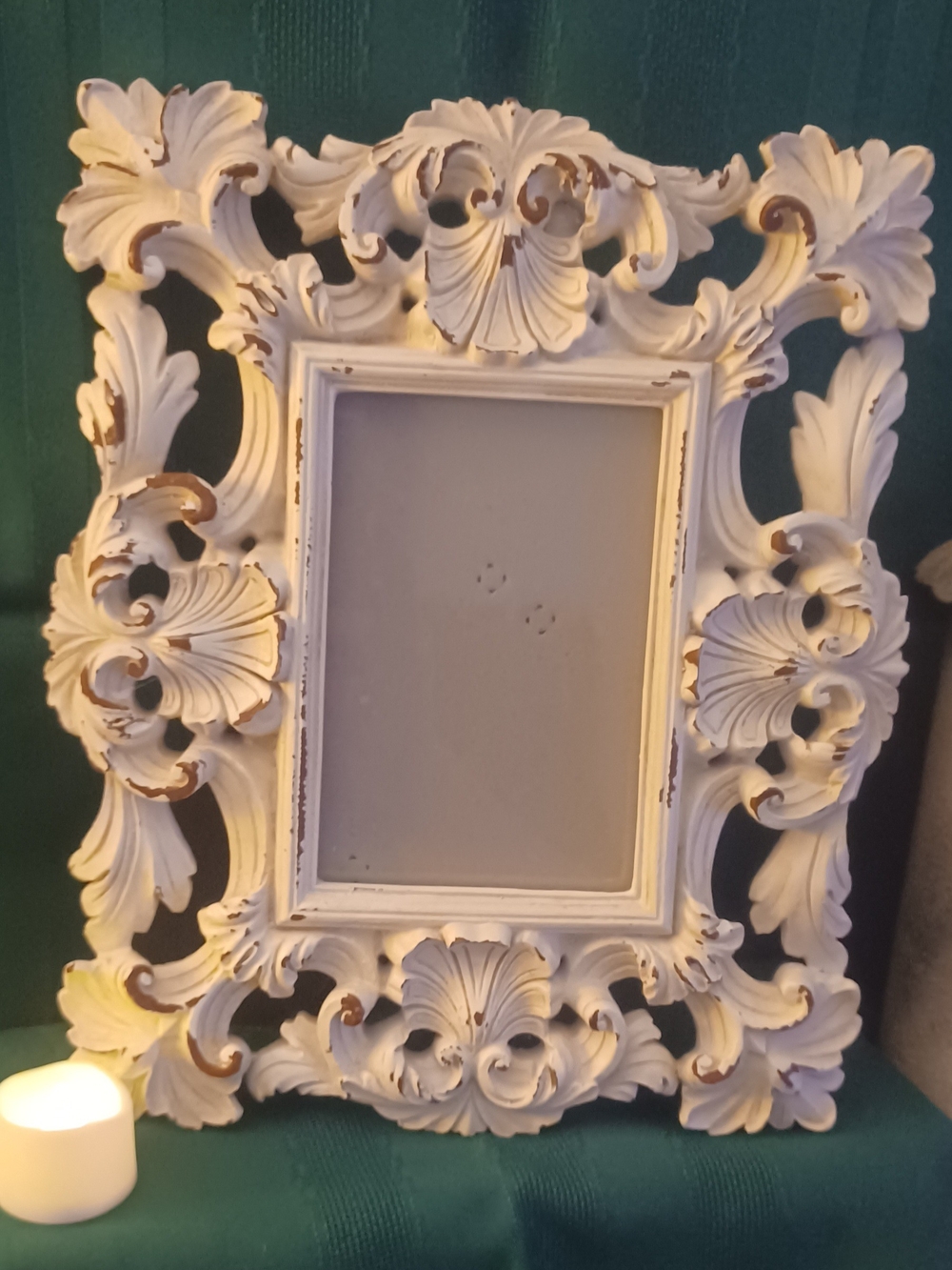 Vintage Ornate White Wall Frame - Home Wall Decor